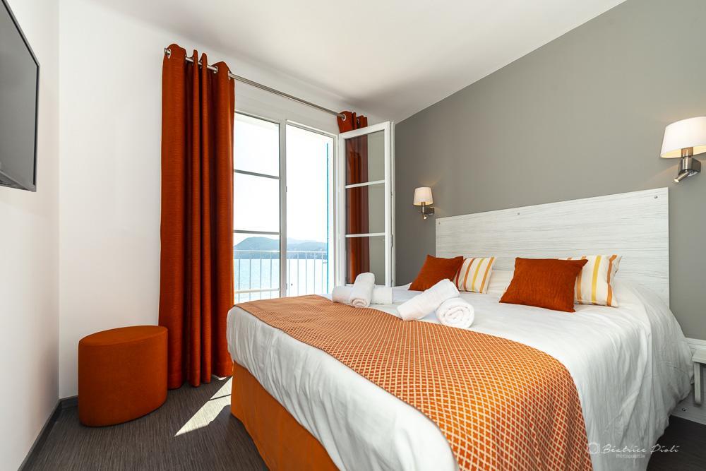 Hotel George Sand La Seyne-sur-Mer Bagian luar foto